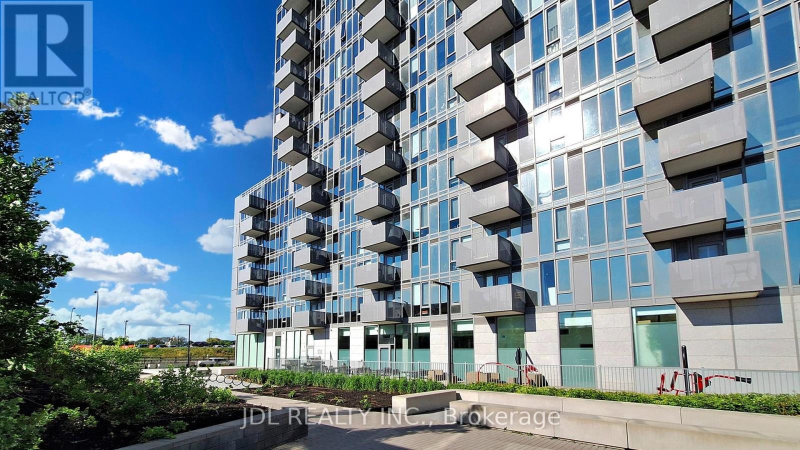 801 - 38 Monte Kwinter Court, Toronto, Ontario  M3H 0E2 - Photo 2 - C13508178