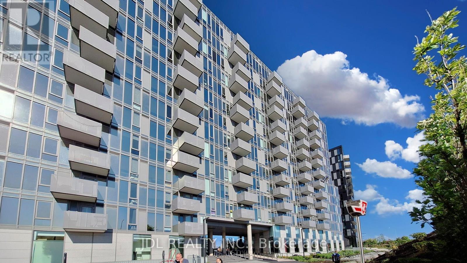 801 - 38 Monte Kwinter Court, Toronto, Ontario  M3H 0E2 - Photo 3 - C13508178