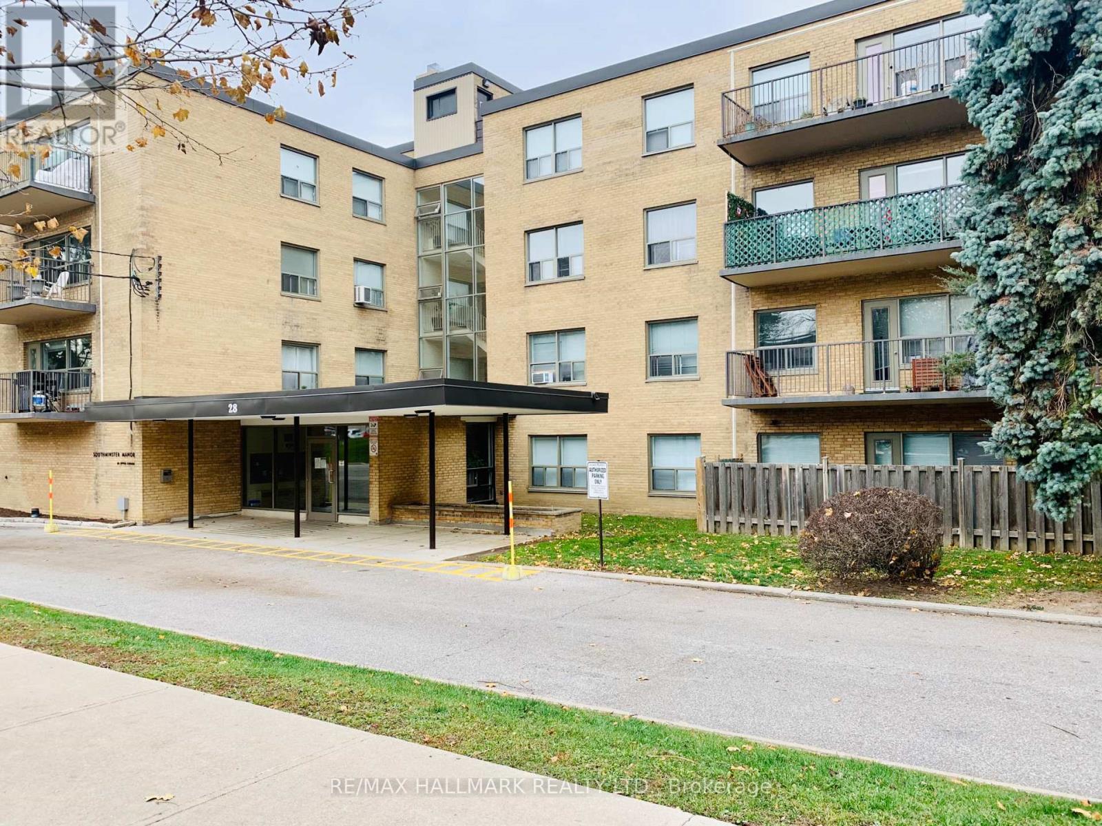 403 - 28 Upper Canada Drive, Toronto, Ontario  M2P 1R9 - Photo 12 - C13508266