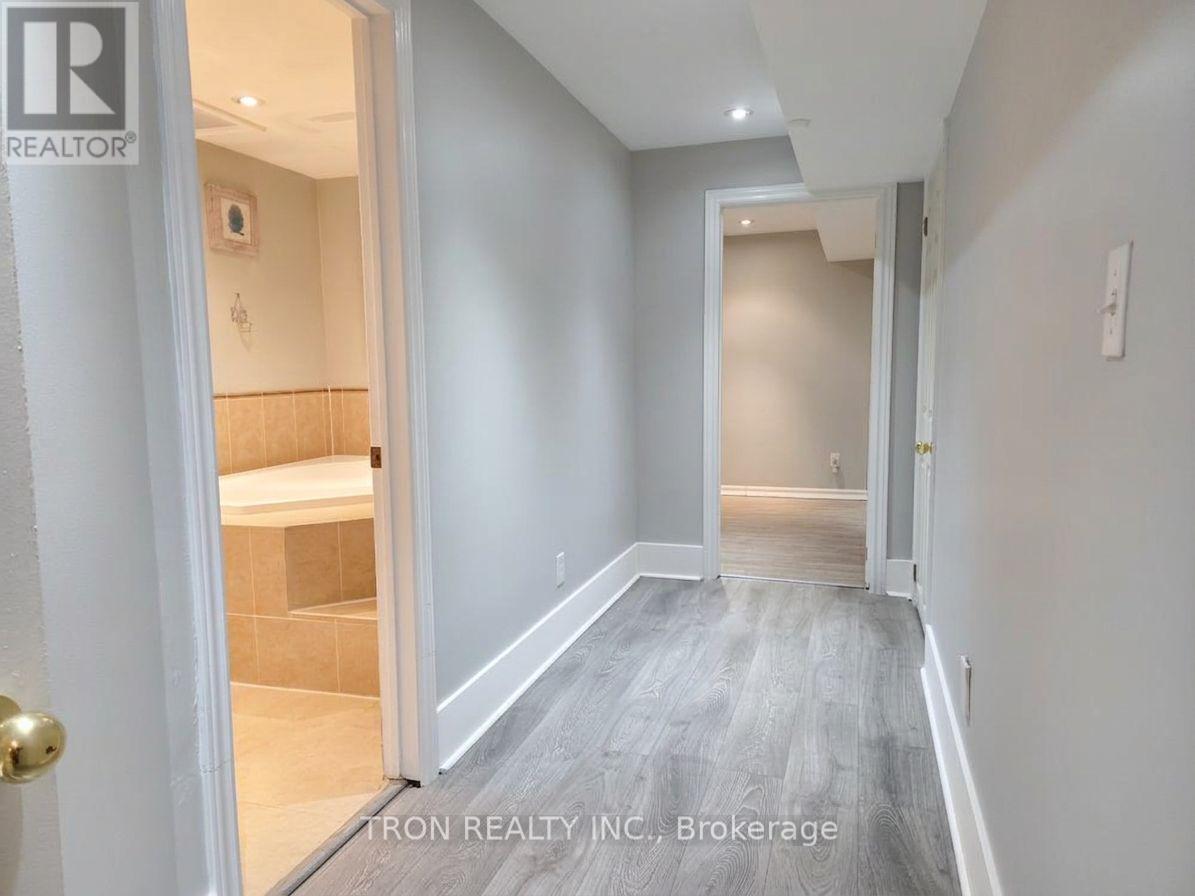 32 Arundel Drive, Vaughan, Ontario  L4H 2W6 - Photo 28 - N13508194