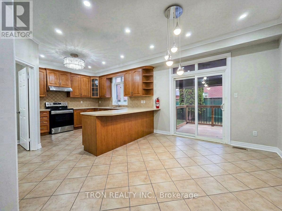 32 Arundel Drive, Vaughan, Ontario  L4H 2W6 - Photo 8 - N13508194