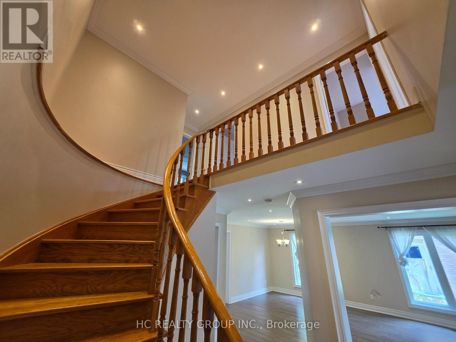 40 Stargell Crescent, Markham, Ontario  L3P 4J9 - Photo 10 - N13508210