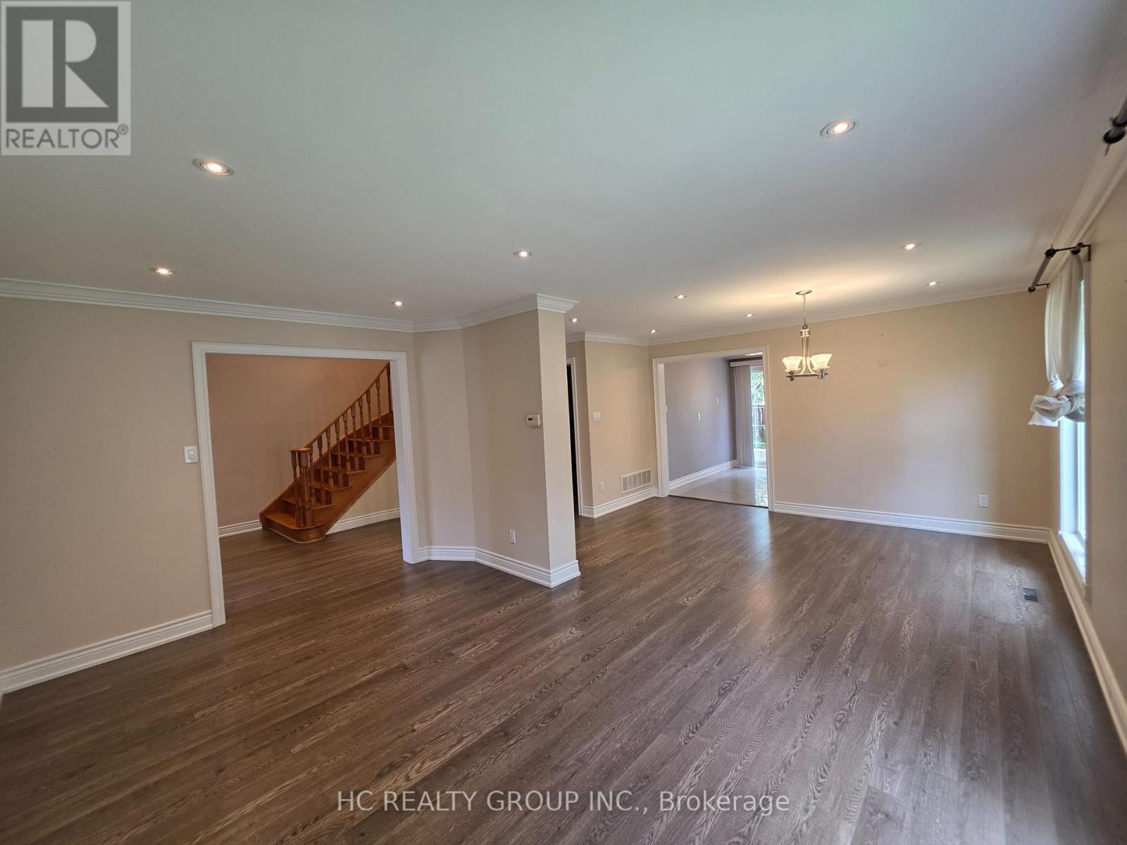 40 Stargell Crescent, Markham, Ontario  L3P 4J9 - Photo 3 - N13508210