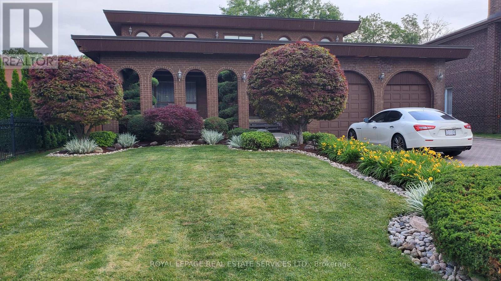 44 Wigwoss Drive, Vaughan, Ontario  L4L 2P8 - Photo 1 - N13508218