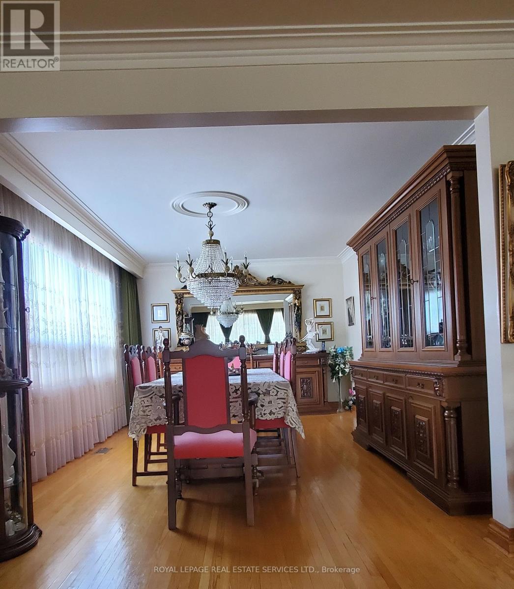 44 Wigwoss Drive, Vaughan, Ontario  L4L 2P8 - Photo 6 - N13508218