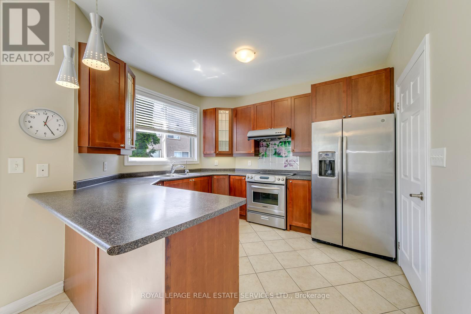 9 Barnstone Drive, Markham, Ontario  L6E 2B4 - Photo 17 - N13508254