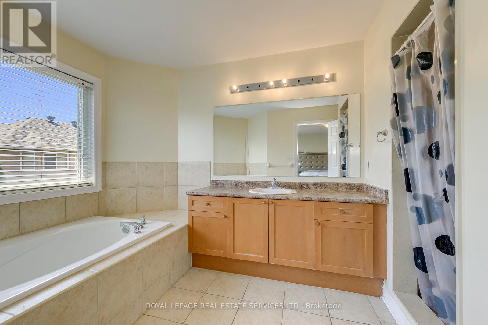 9 Barnstone Drive, Markham, Ontario  L6E 2B4 - Photo 29 - N13508254