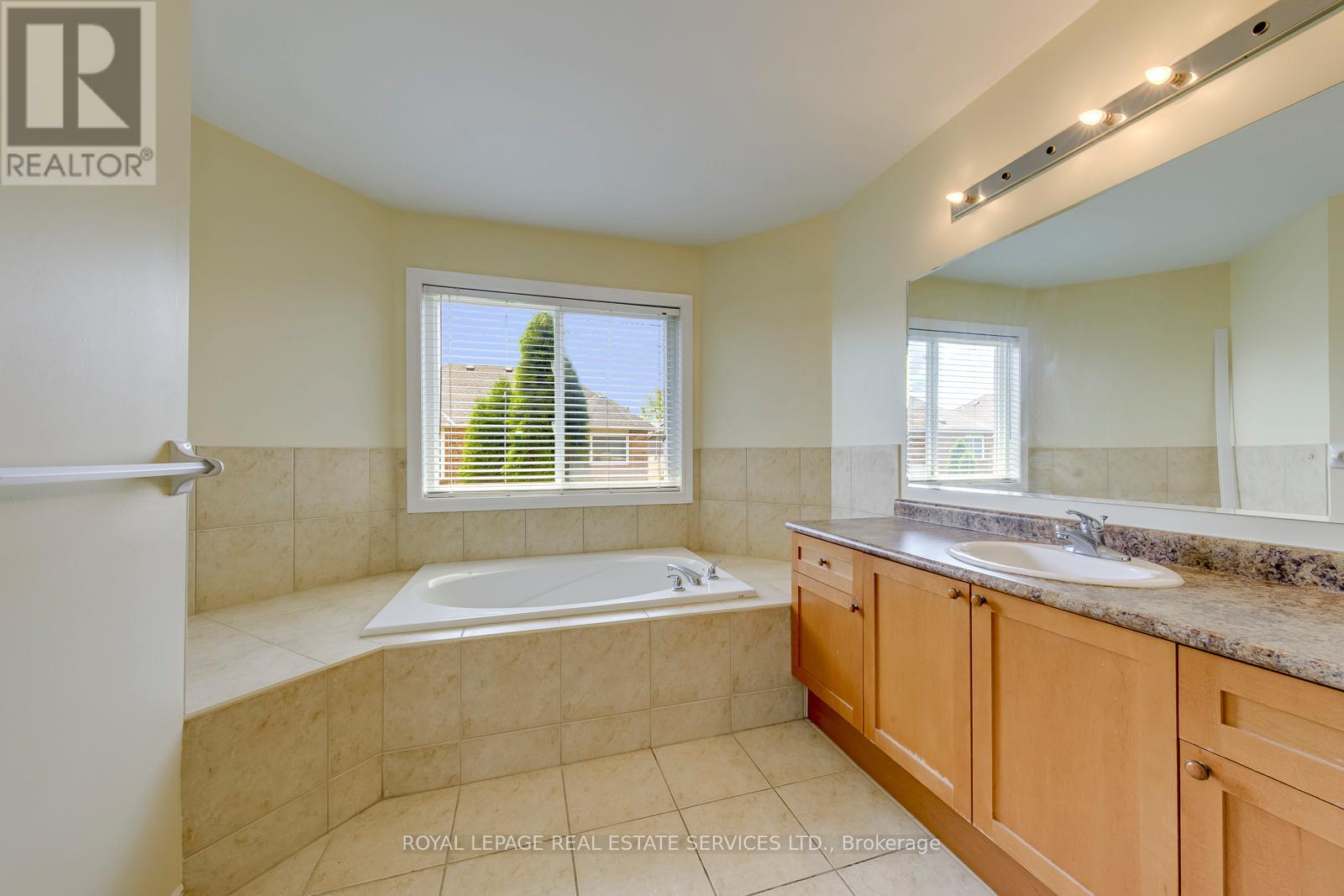 9 Barnstone Drive, Markham, Ontario  L6E 2B4 - Photo 30 - N13508254