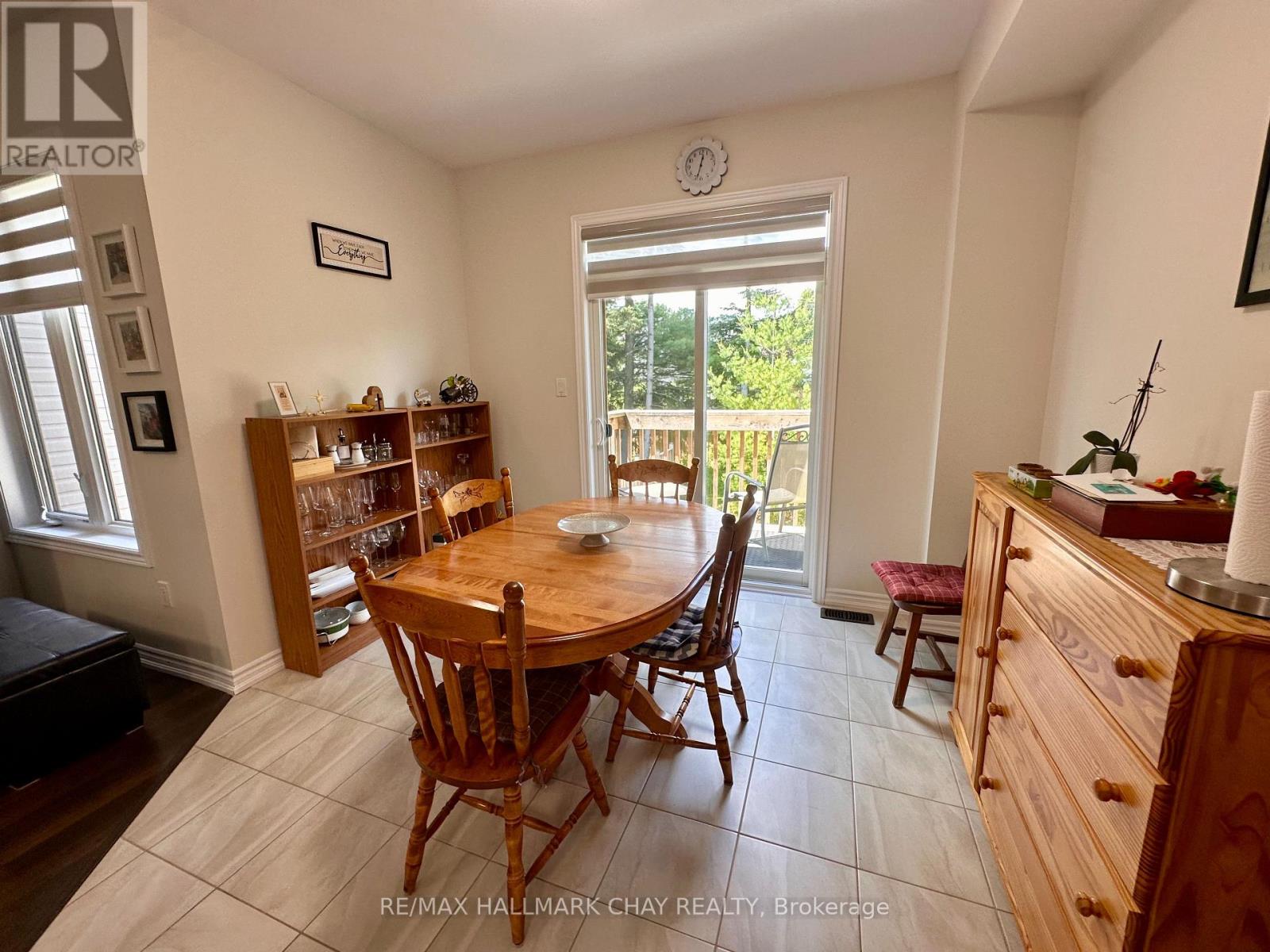26 Greenwood Drive, Essa (Angus), Ontario  L0M 1B5 - Photo 10 - N13508280