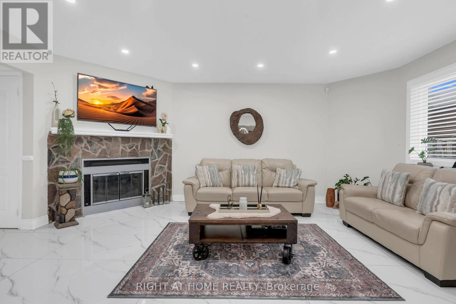 4487 Inchbury Road, Mississauga, Ontario  L5M 4J8 - Photo 9 - W13508184