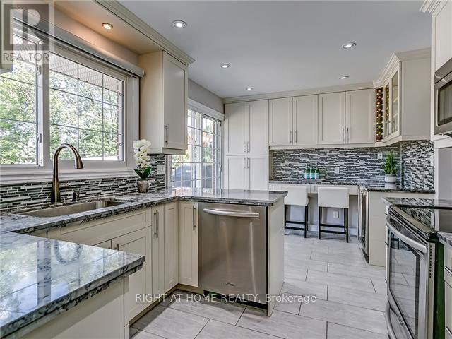 273 Kenwood Avenue, Burlington, Ontario  L7L 4L9 - Photo 9 - W13508220