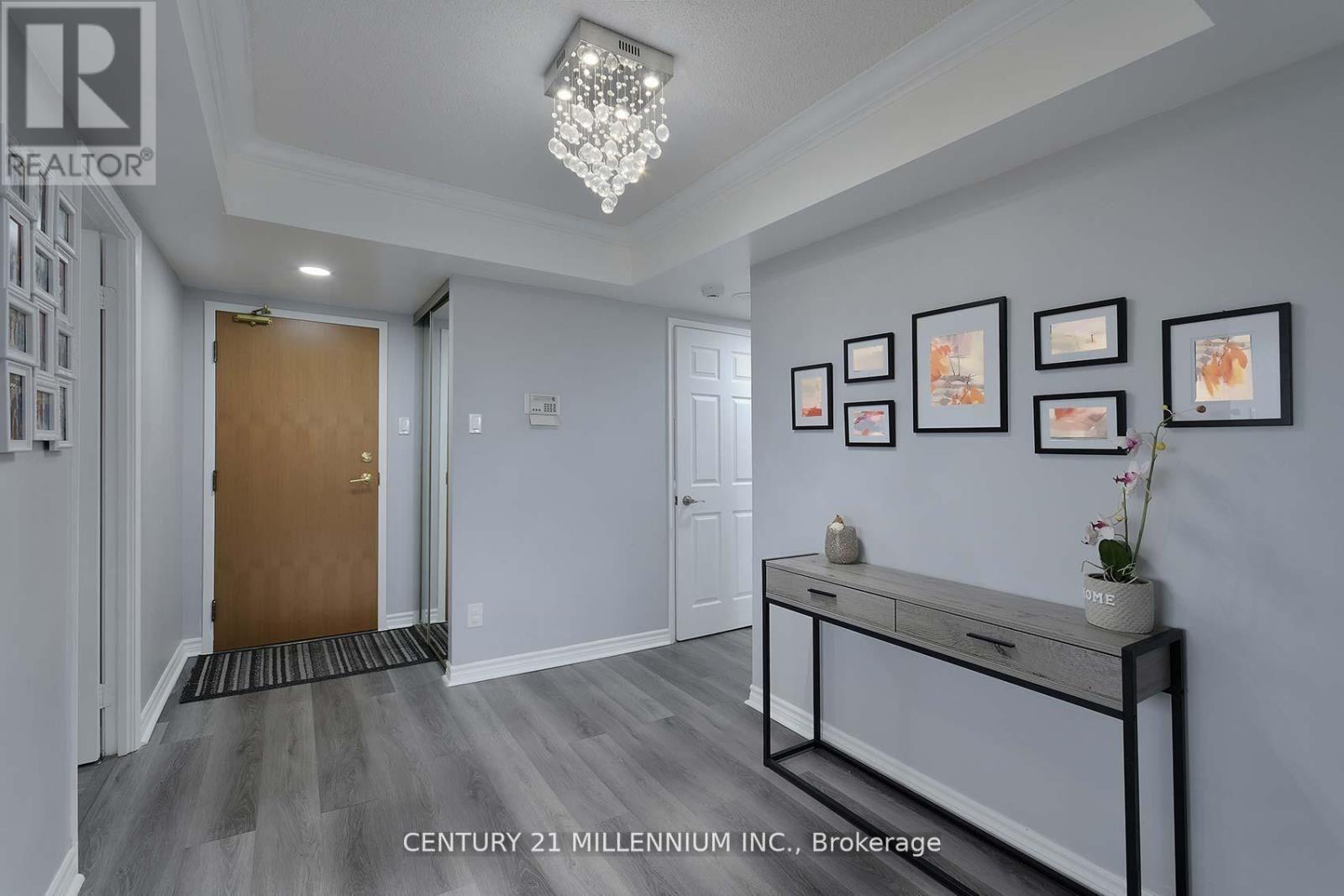 703 - 330 Mill Street S, Brampton, Ontario L6Y 3V3 - Photo 3 - W13508236