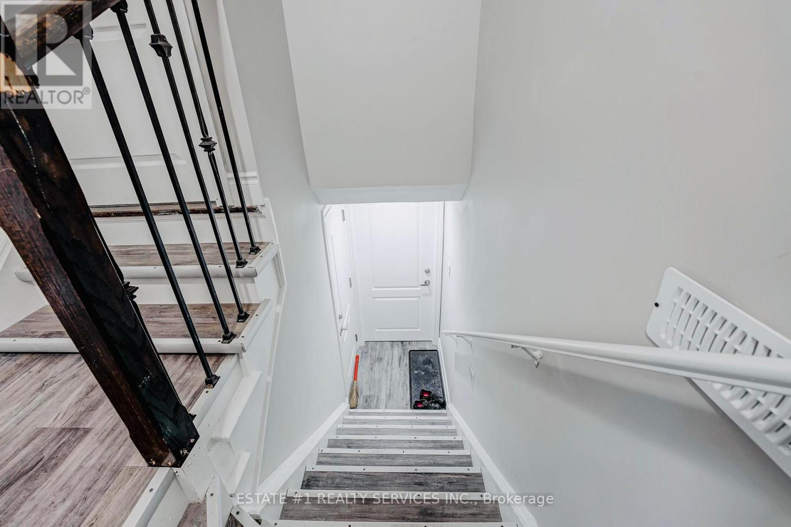 20 Maybeck Drive, Brampton, Ontario  L6X 0Z1 - Photo 27 - W13508258