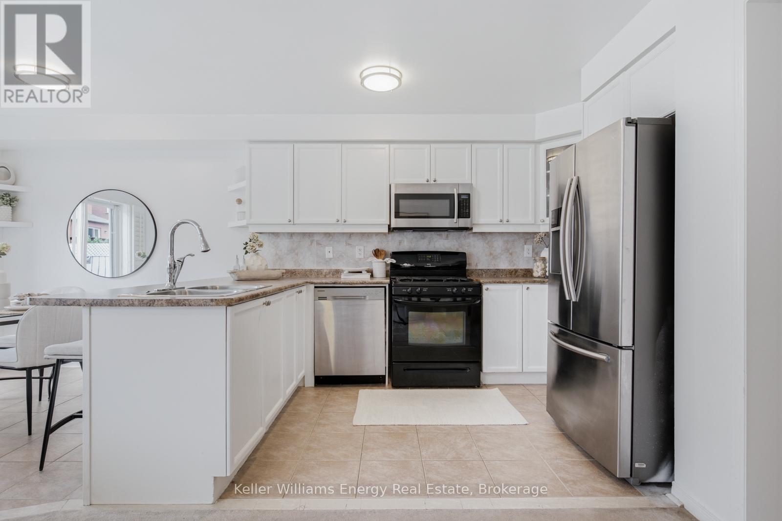 48 Atlantis Drive, Whitby, Ontario  L1N 0E2 - Photo 11 - E13508292
