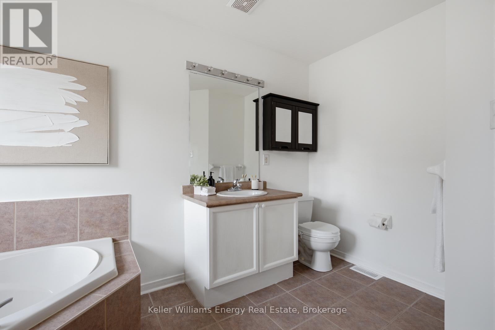 48 Atlantis Drive, Whitby, Ontario  L1N 0E2 - Photo 17 - E13508292