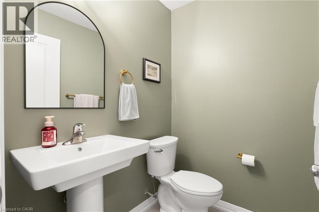 104 Monarch Woods Drive, Waterloo, Ontario  N2P 2J6 - Photo 23 - 40843991