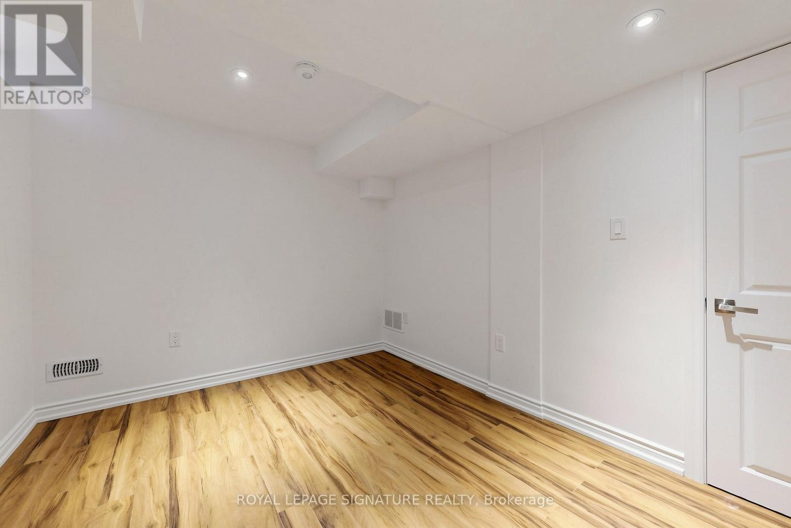 Basement - 218 Paxton Crescent, Newmarket, Ontario  L3X 2C4 - Photo 16 - N13508294