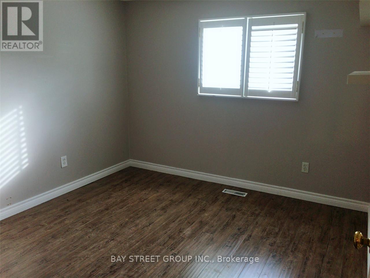 331 Green Lane, Markham, Ontario  L3T 7A4 - Photo 10 - N13508318