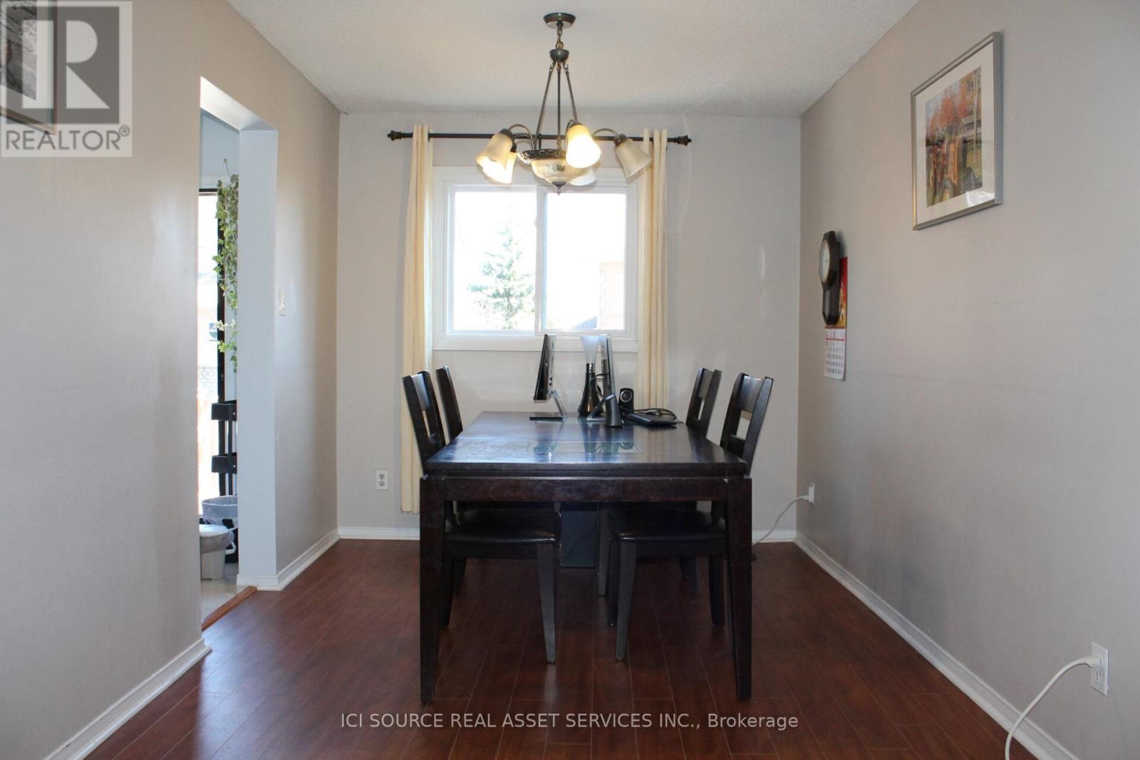 1448 Eddie Shain Drive, Oakville, Ontario  L6J 7C2 - Photo 4 - W13508296