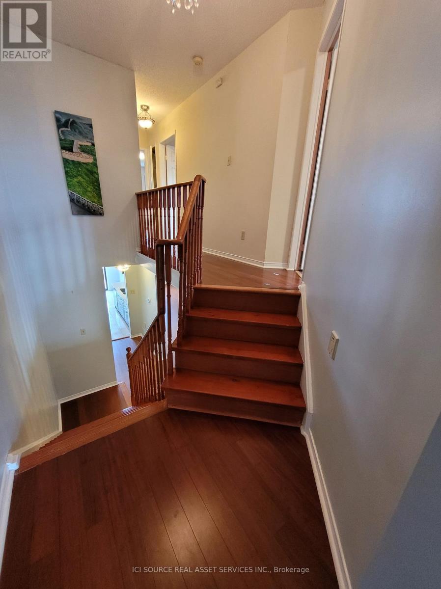 1448 Eddie Shain Drive, Oakville, Ontario  L6J 7C2 - Photo 7 - W13508296