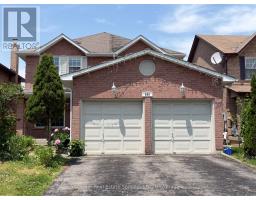 560 STEEPLE HILL, Pickering, Ontario