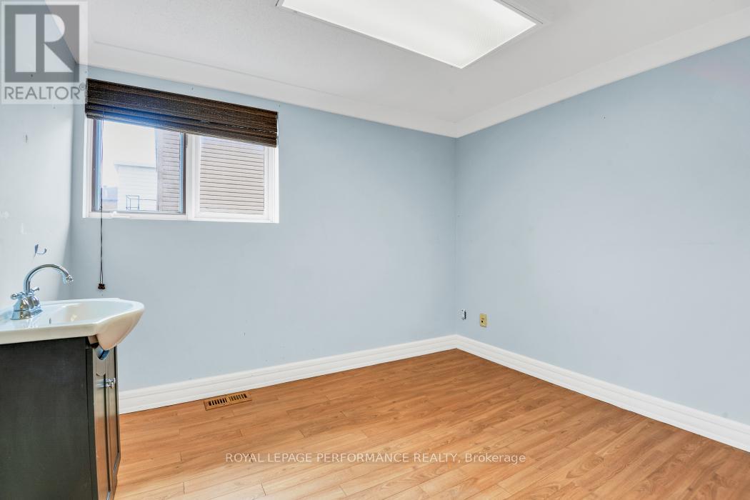 921 Notre Dame Street, Russell, Ontario K0A 1W0 - Photo 17 - X13508342