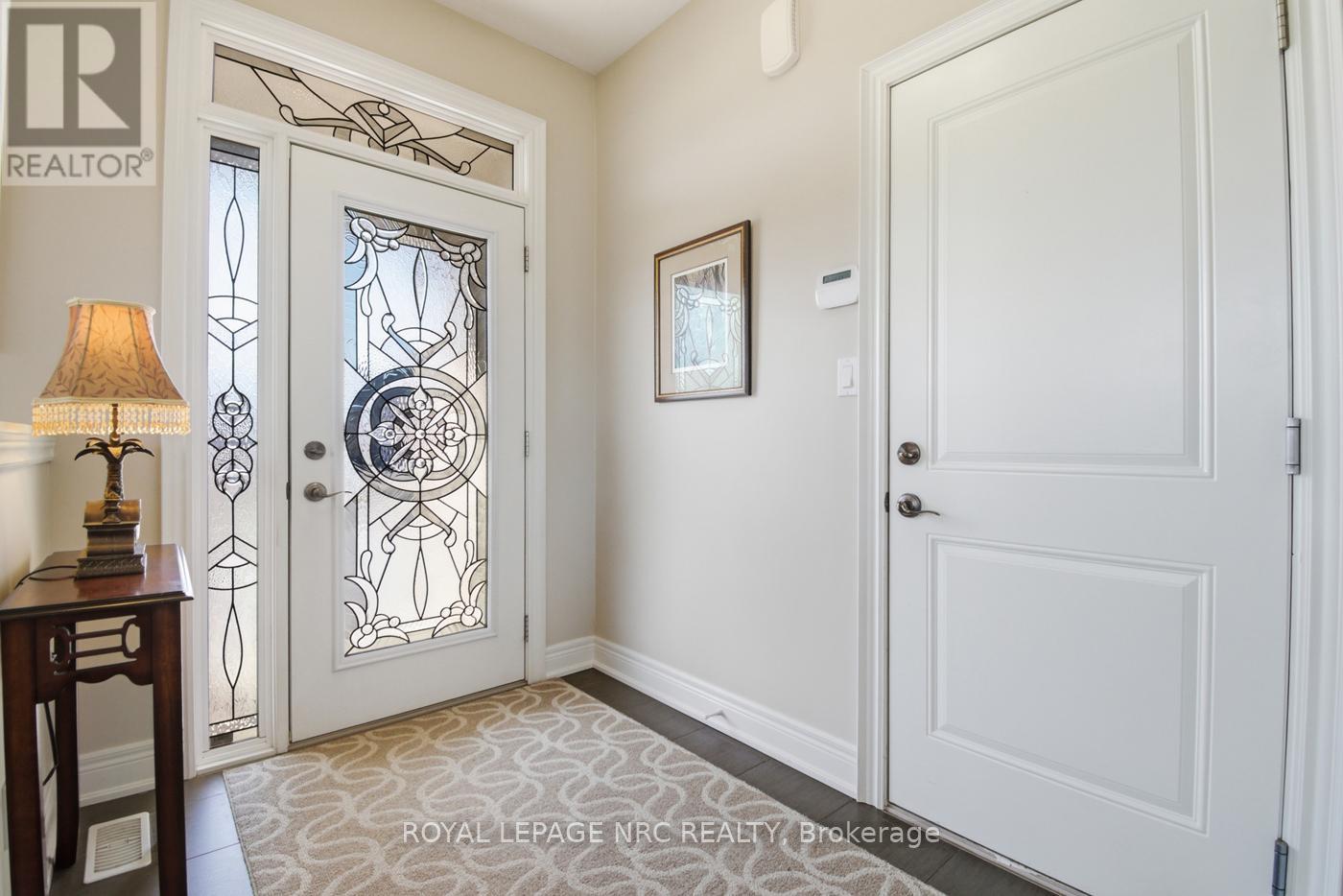 3930 Village Creek Drive, Fort Erie, Ontario  L0S 1S0 - Photo 6 - X13508366