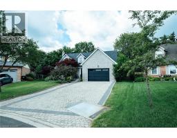 28 MCGIBBON Court, Kitchener, Ontario