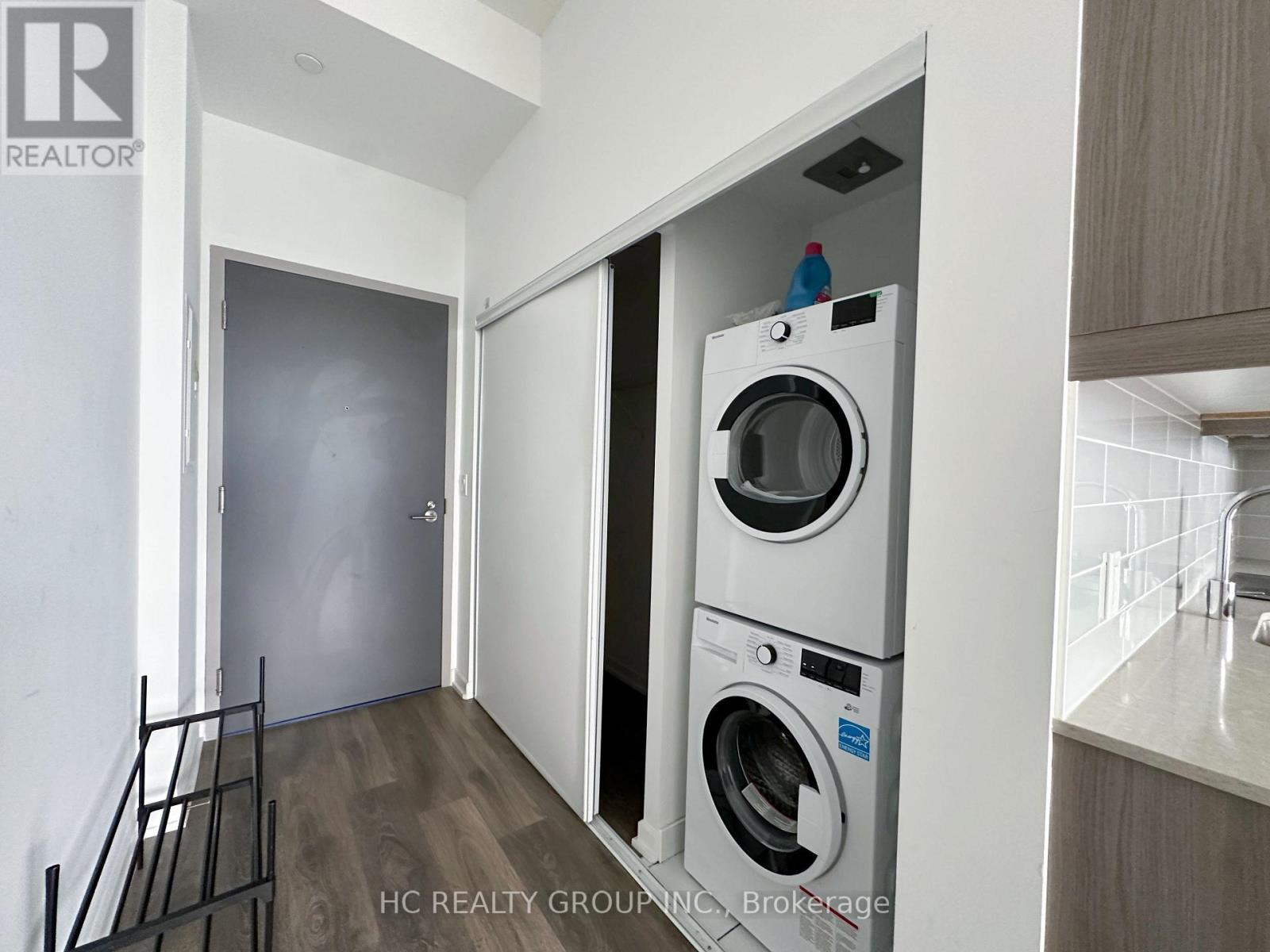 203 - 36 Forest Manor Road, Toronto, Ontario  M2J 1M1 - Photo 3 - C13508426