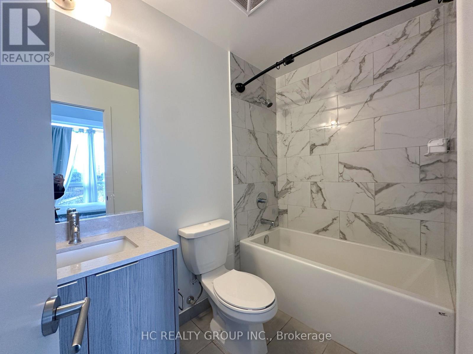 203 - 36 Forest Manor Road, Toronto, Ontario  M2J 1M1 - Photo 5 - C13508426