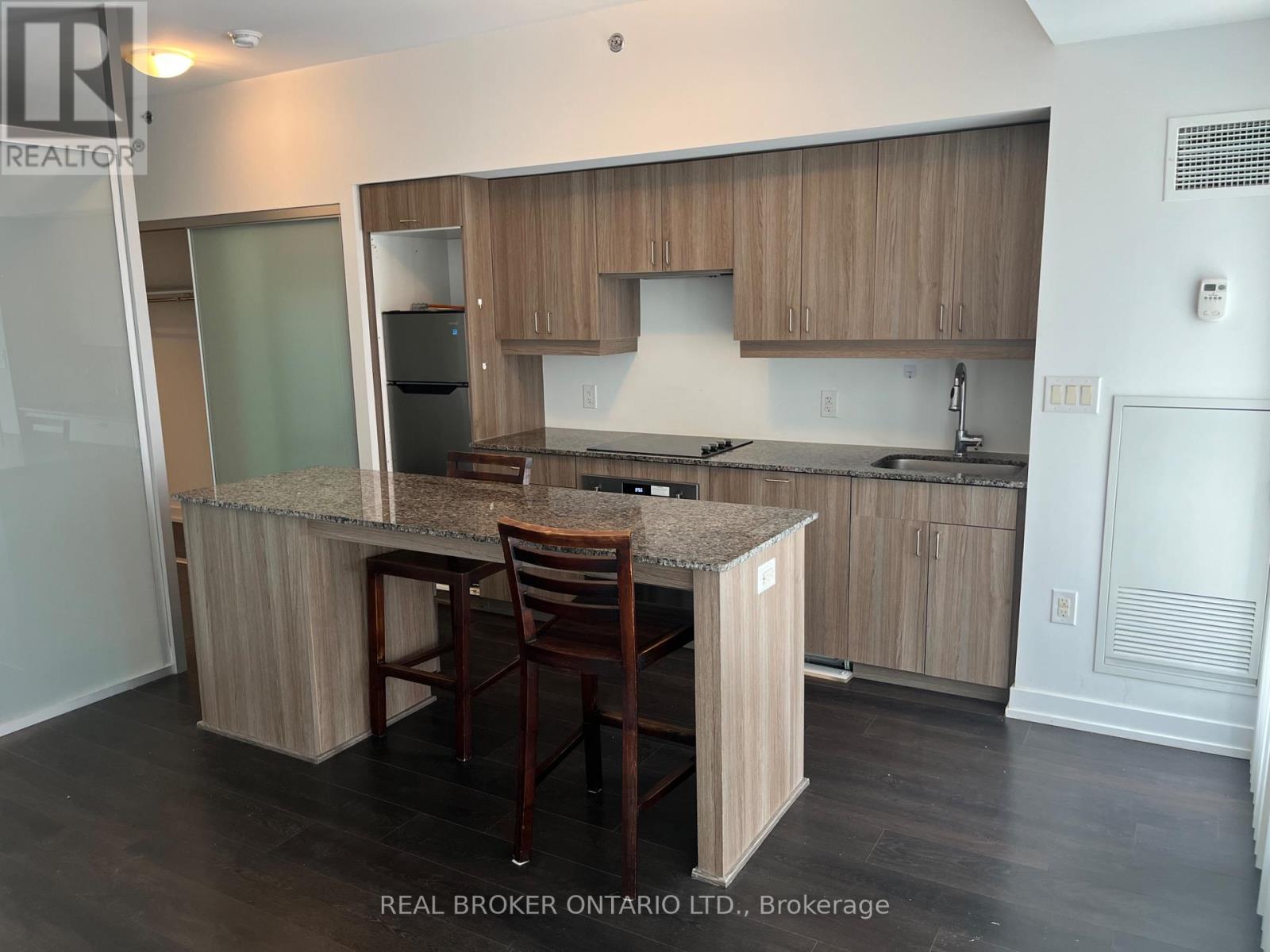2707 - 426 University Avenue, Toronto, Ontario  M5G 1S9 - Photo 7 - C13508456