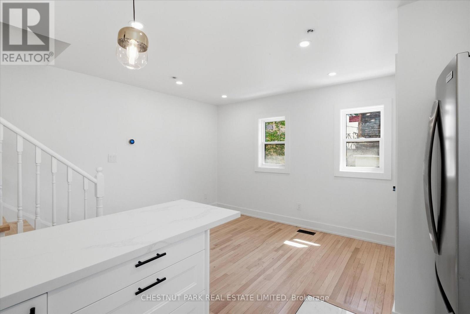 1 Agnes Lane, Toronto, Ontario  M4L 3Z3 - Photo 14 - E13508398