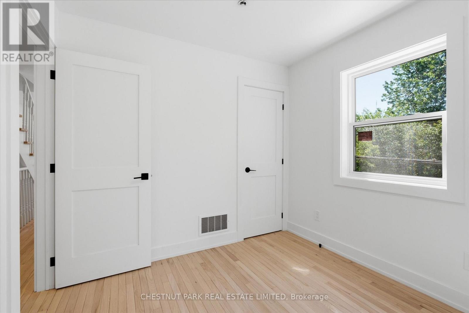1 Agnes Lane, Toronto, Ontario  M4L 3Z3 - Photo 18 - E13508398