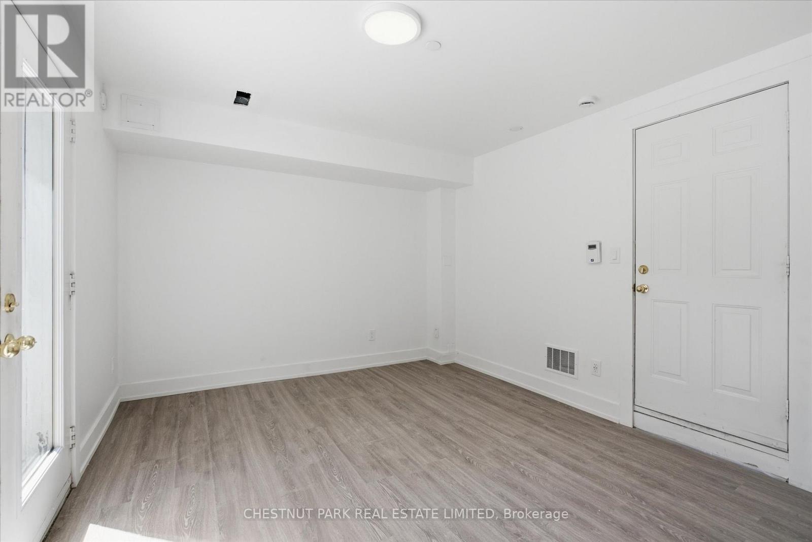 1 Agnes Lane, Toronto, Ontario  M4L 3Z3 - Photo 33 - E13508398