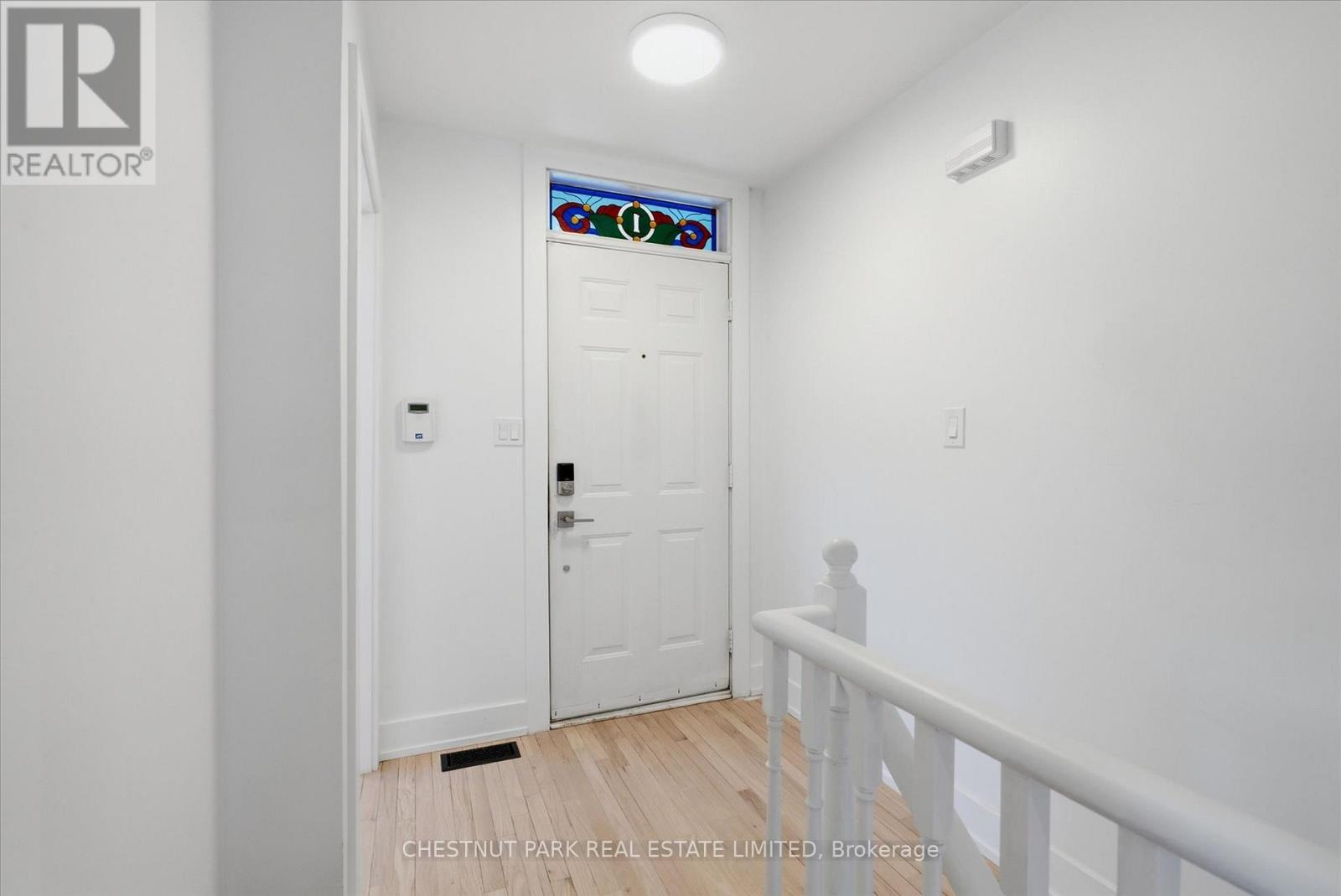 1 Agnes Lane, Toronto, Ontario  M4L 3Z3 - Photo 6 - E13508398