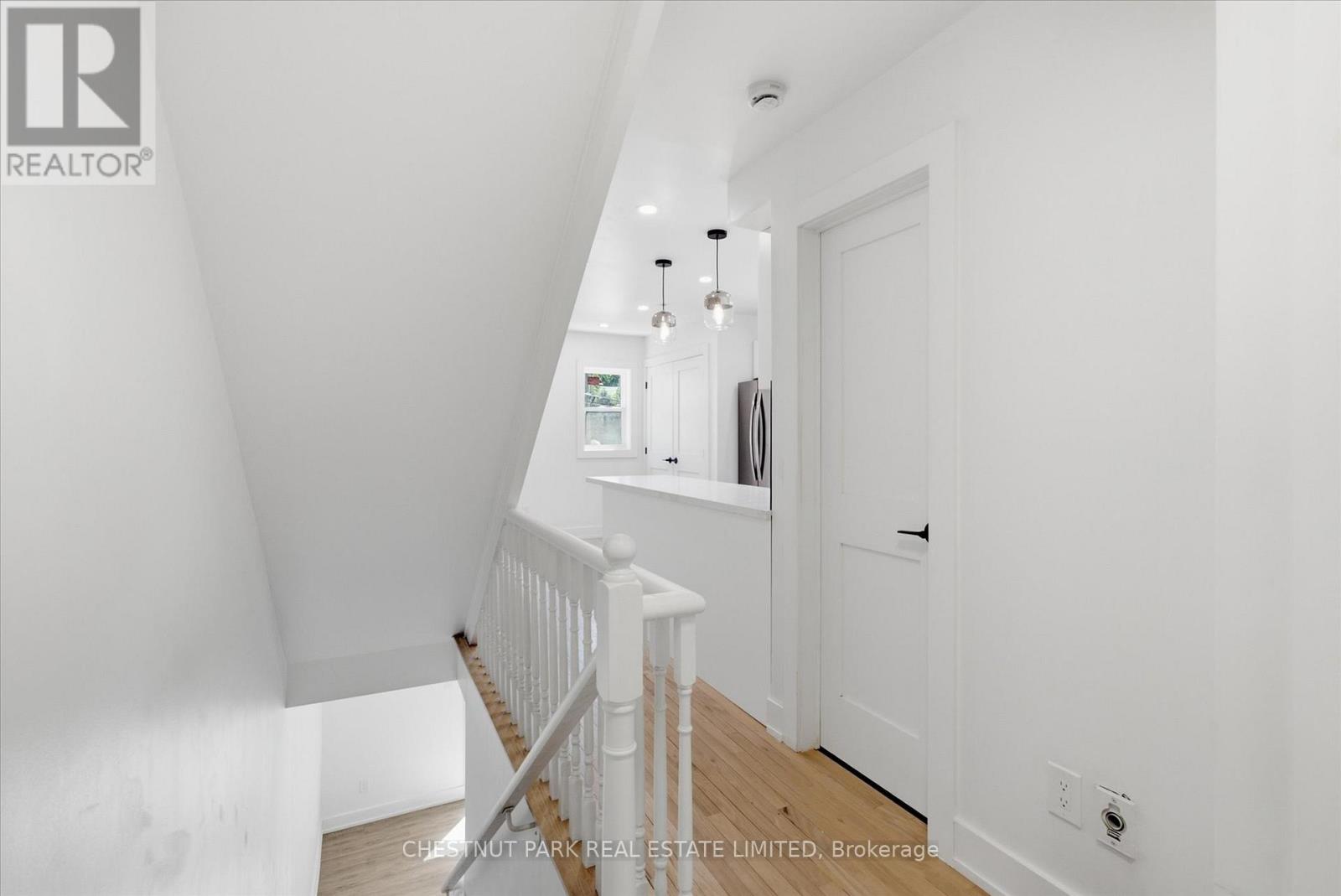1 Agnes Lane, Toronto, Ontario  M4L 3Z3 - Photo 8 - E13508398