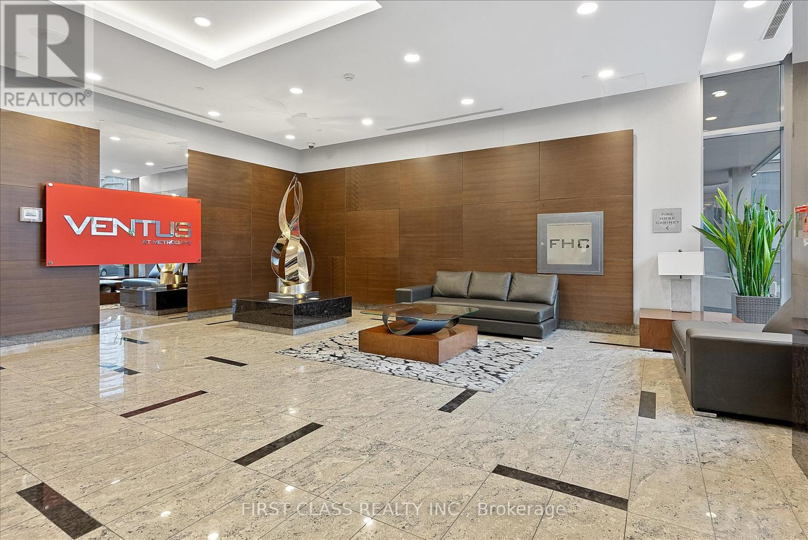 2918 - 181 Village Green Square, Toronto, Ontario M1S 0K6 - Photo 3 - E13508440
