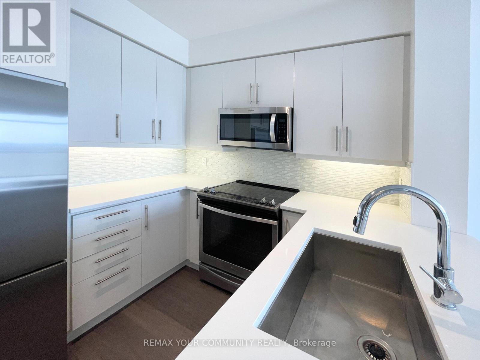 1206 - 65 Oneida Crescent, Richmond Hill, Ontario  L4B 0G9 - Photo 6 - N13508378