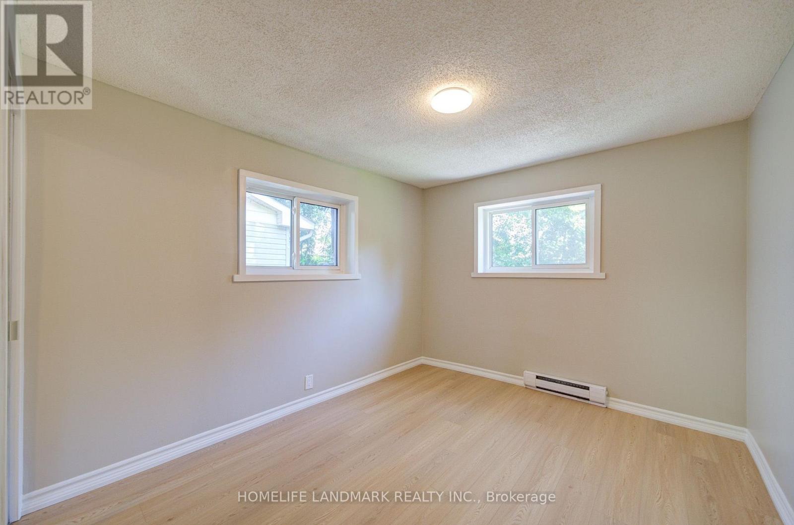 65 Cooks Bay Drive, Georgina, Ontario  L4P 1L9 - Photo 9 - N13508394
