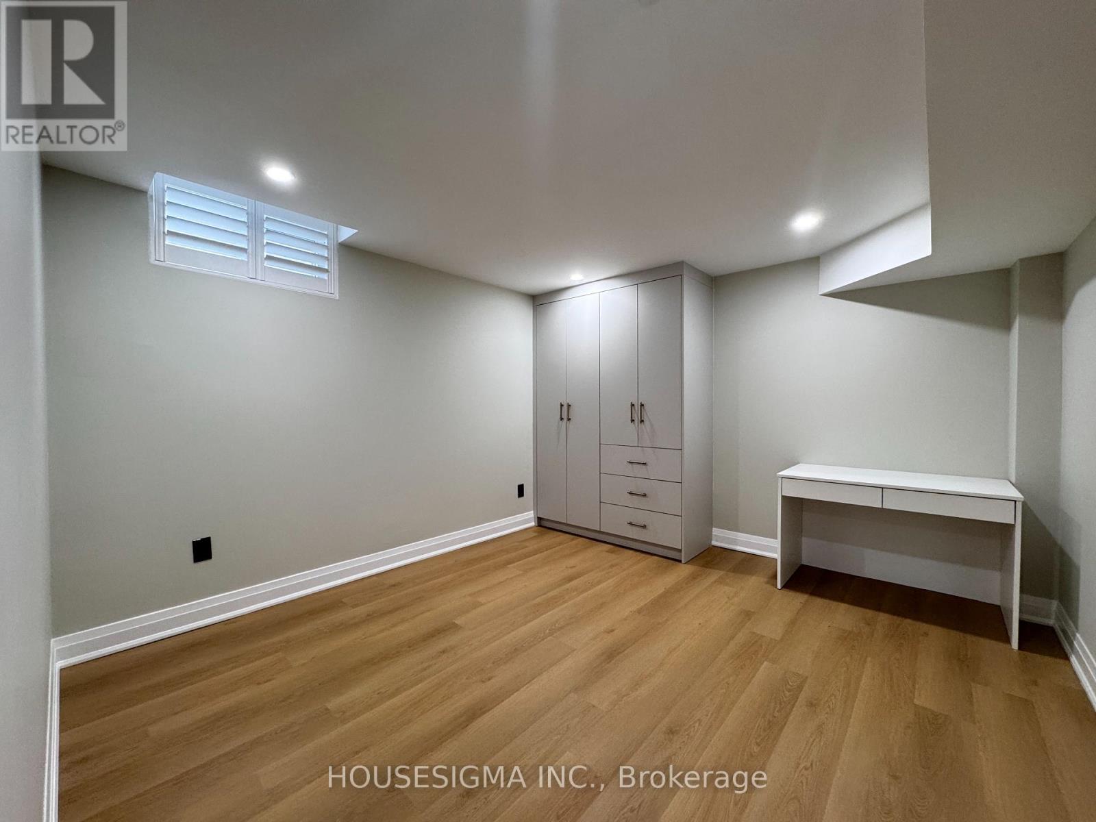 B1 - 9 Delevan Court, Richmond Hill, Ontario  L4B 3W8 - Photo 3 - N13508402