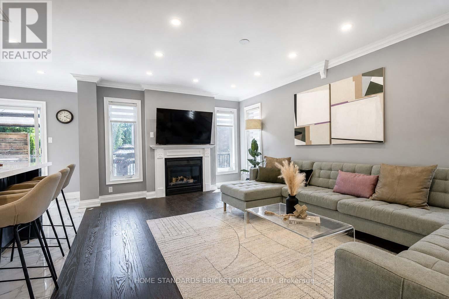 114 Brightsview Drive, Richmond Hill, Ontario  L4E 3Y9 - Photo 8 - N13508452