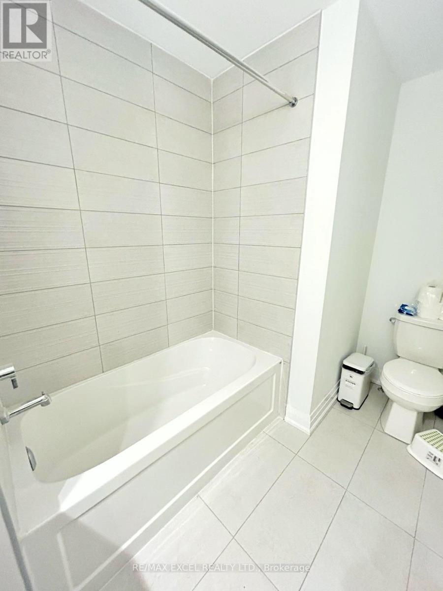 96 Clippers Crescent, Whitchurch-Stouffville, Ontario  L4A 4X7 - Photo 14 - N13499046