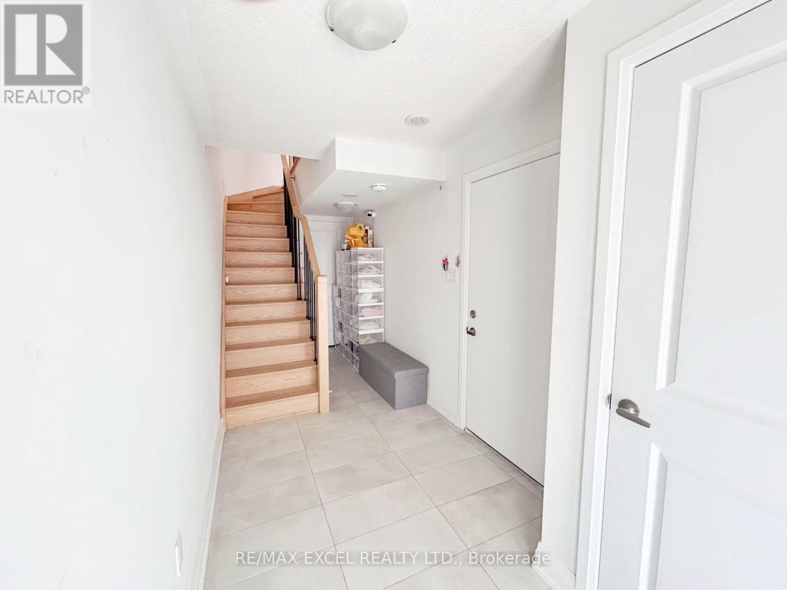 96 Clippers Crescent, Whitchurch-Stouffville, Ontario  L4A 4X7 - Photo 25 - N13499046