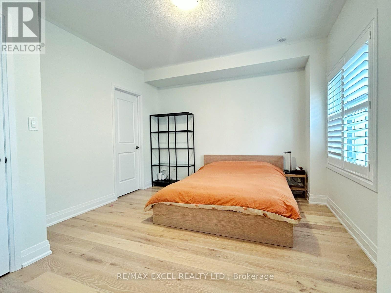 96 Clippers Crescent, Whitchurch-Stouffville, Ontario  L4A 4X7 - Photo 7 - N13499046