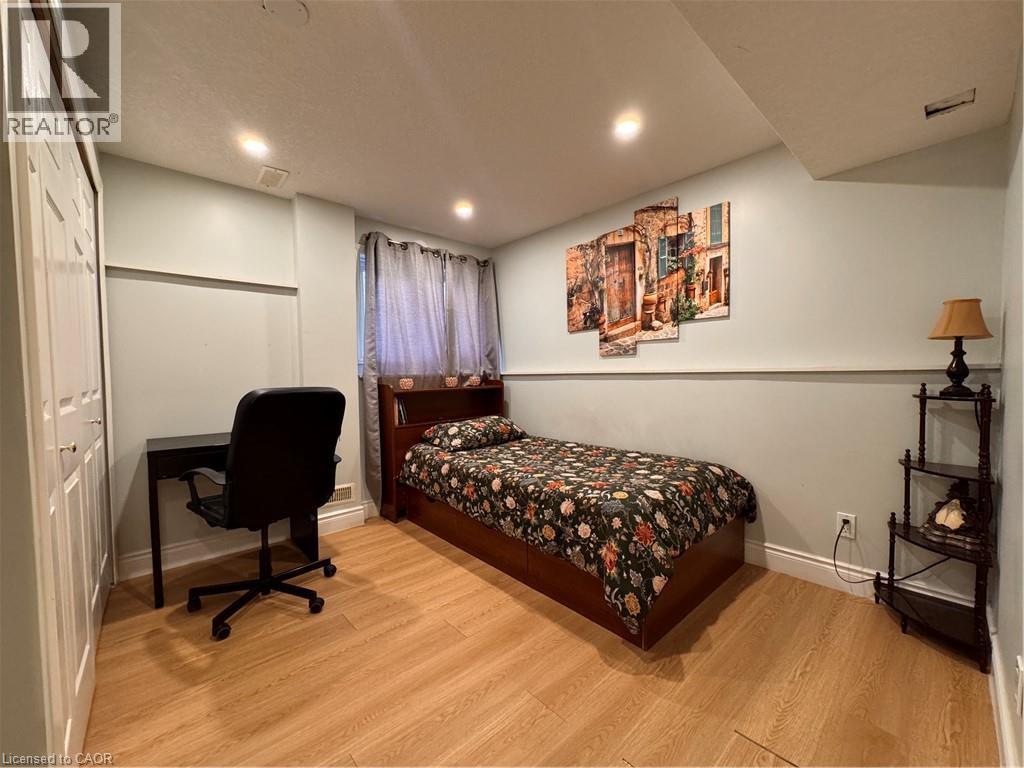 110 Marl Meadow Drive Unit# B, Kitchener, Ontario  N2R 1L4 - Photo 4 - 40844342
