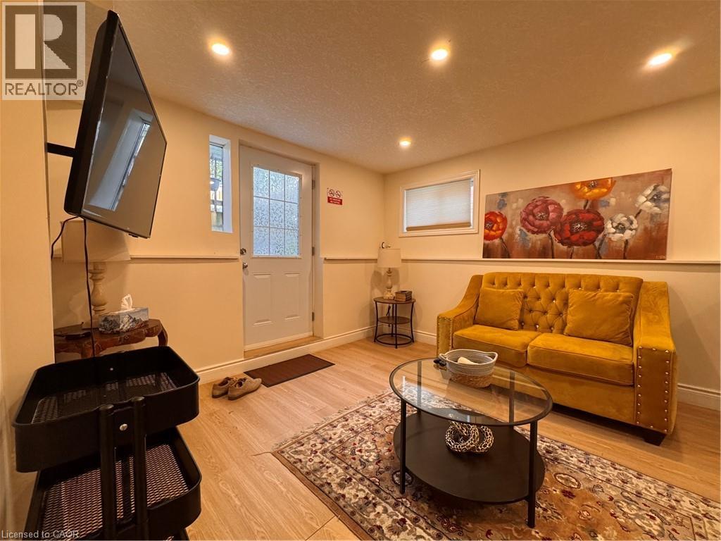 110 Marl Meadow Drive Unit# B, Kitchener, Ontario  N2R 1L4 - Photo 5 - 40844342