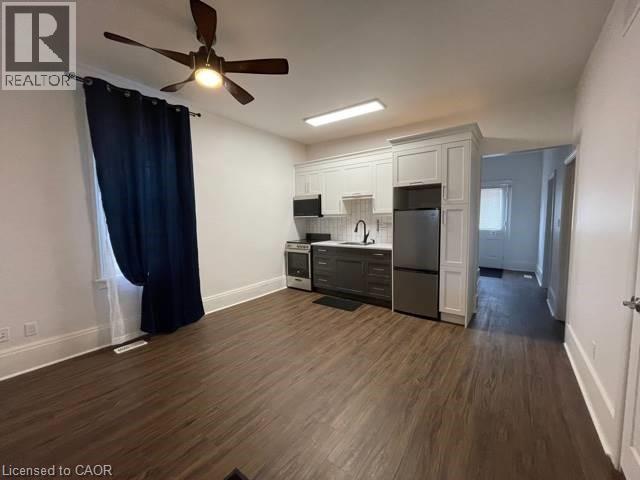10 Shanley Street Unit# B, Kitchener, Ontario  N2H 5N8 - Photo 2 - 40844333