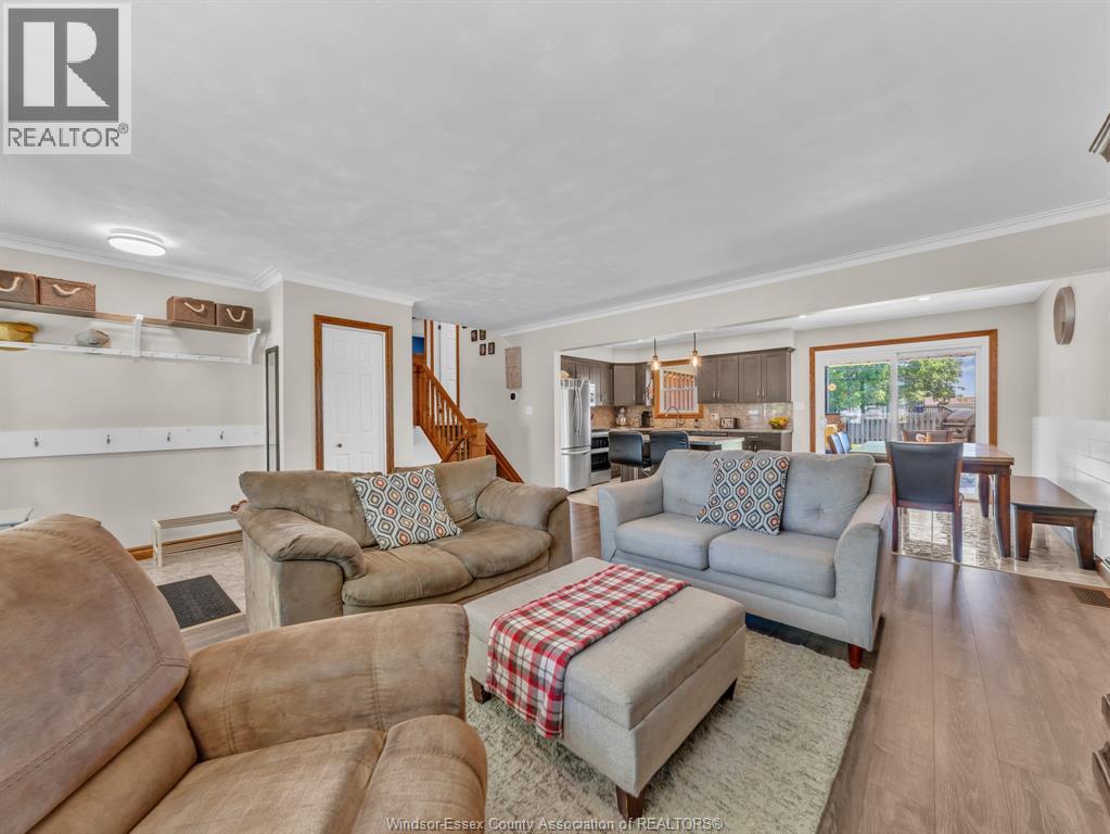 1828 Service Road, Kingsville, Ontario  N0P 2G0 - Photo 6 - 26014753