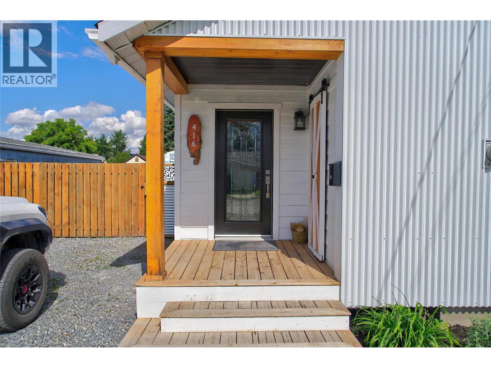 416 16th Avenue N, Cranbrook, British Columbia V1C 3W7 - Photo 23 - 10393239