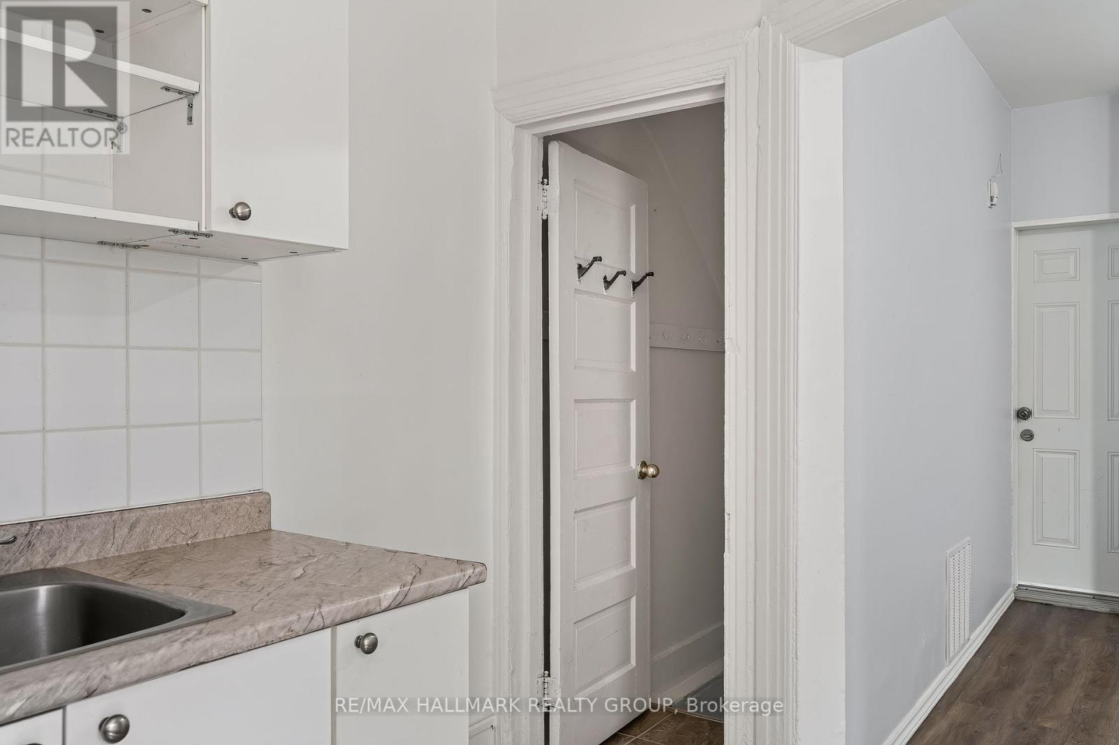 174 Arthur Street, Ottawa, Ontario  K1R 7C4 - Photo 17 - X13508542